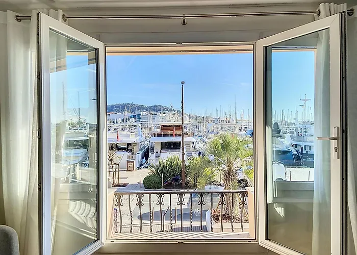 3p Quai St Pierre - 348l Alexa *